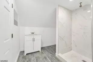 631 Maple St, Linden, NJ 07036 - Photo 30