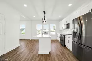 631 Maple St, Linden, NJ 07036 - Photo 20