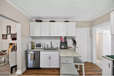 415 Preakness Ave, Paterson, NJ 07502 - Photo 6