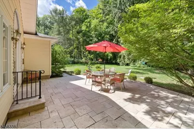 629 Lawlins Rd, Wyckoff Township, NJ 07481 - Photo 28