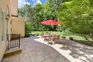 629 Lawlins Rd, Wyckoff Township, NJ 07481 - Photo 28