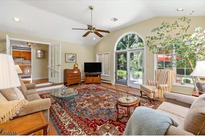 629 Lawlins Rd, Wyckoff Township, NJ 07481 - Photo 12