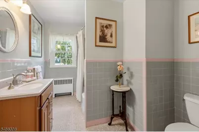 629 Lawlins Rd, Wyckoff Township, NJ 07481 - Photo 22