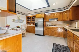 629 Lawlins Rd, Wyckoff Township, NJ 07481 - Photo 10