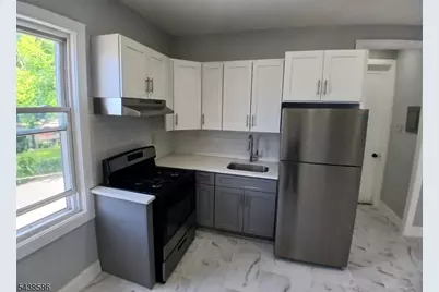 73 Franklin St, East Orange, NJ 07017 - Photo 6