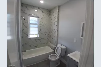 73 Franklin St, East Orange, NJ 07017 - Photo 14