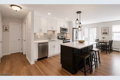 20 Jefferson St #A8, Hackensack, NJ 07601 - Photo 2