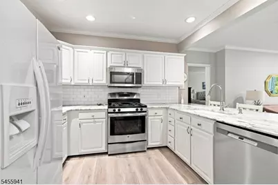 505 Cleveland Ln, Rockaway Township, NJ 07866 - Photo 6