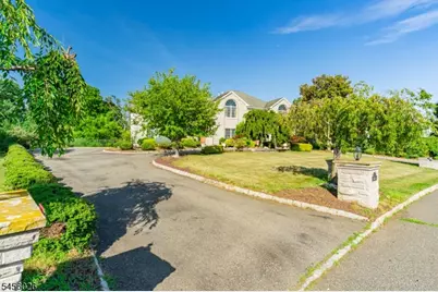 3 Topaz Ct, Marlboro Township, NJ 07746 - Photo 10