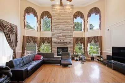 3 Topaz Ct, Marlboro Township, NJ 07746 - Photo 2