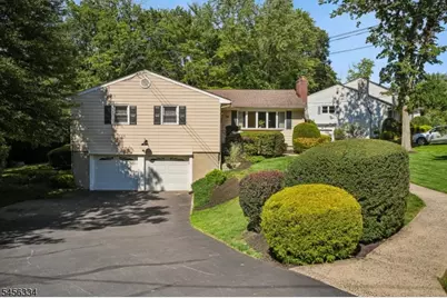 14 Burlington Rd, Berkeley Heights Township, NJ 07974 - Photo 1