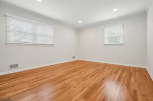 14 Burlington Rd, Berkeley Heights Township, NJ 07974 - Photo 20