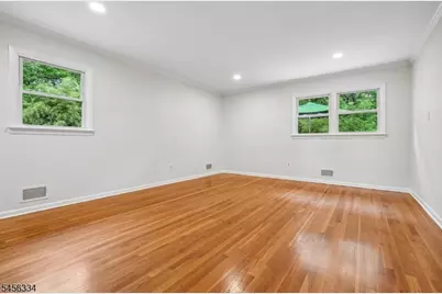 14 Burlington Rd, Berkeley Heights Township, NJ 07974 - Photo 16