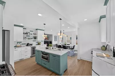 32 Fontaine Ave, Bloomfield, NJ 07003 - Photo 18