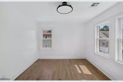 32 Fontaine Ave, Bloomfield, NJ 07003 - Photo 26