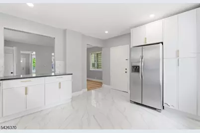 81 Westfield Ave, Elizabeth, NJ 07208 - Photo 10