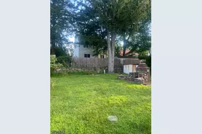 27 Charles Ter, Waldwick, NJ 07463 - Photo 4