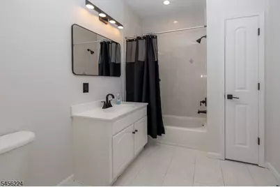 351 S Broad St #403, Elizabeth, NJ 07202 - Photo 8