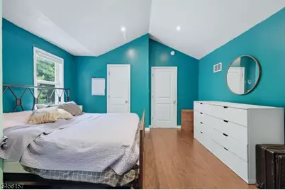 246 W 19th Ave, Irvington, NJ 07111 - Photo 16