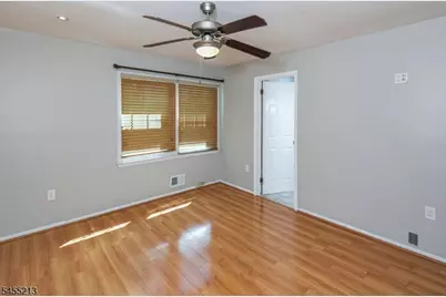 9 Chipwood Ln, North Brunswick Township, NJ 08902 - Photo 18
