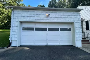 318 Palmer Rd, Denville, NJ 07834 - Photo 4