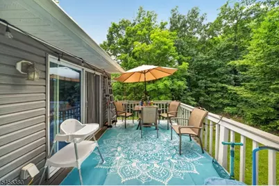 5 Lawrence Dr, Vernon, NJ 07422 - Photo 12