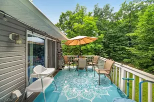 5 Lawrence Dr, Vernon, NJ 07422 - Photo 12