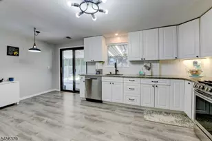 2758 Larchmont Rd, Union Township, NJ 07083 - Photo 14