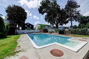 2758 Larchmont Rd, Union Township, NJ 07083 - Photo 38