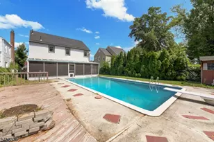 2758 Larchmont Rd, Union Township, NJ 07083 - Photo 40