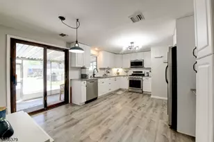 2758 Larchmont Rd, Union Township, NJ 07083 - Photo 12