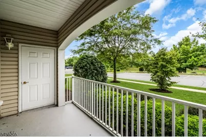 7110 Westover Way #7110, Franklin Township, NJ 08873 - Photo 4