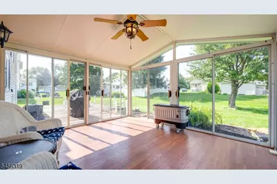 252 W Warren St, Washington Boro, NJ 07882 - Photo 18