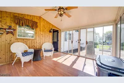 252 W Warren St, Washington Boro, NJ 07882 - Photo 16