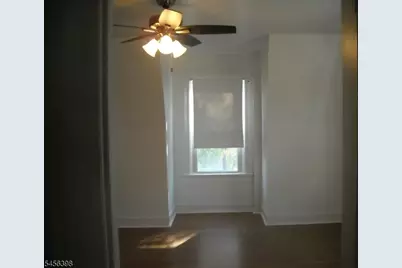 301 Penfield Pl, Dunellen, NJ 08812 - Photo 10