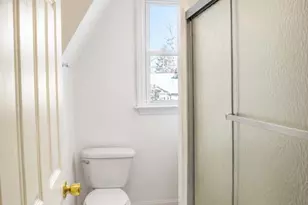 301 Penfield Pl, Dunellen, NJ 08812 - Photo 12