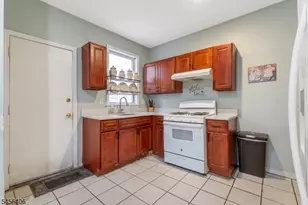 665 Grove St, Irvington, NJ 07111 - Photo 6