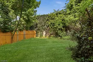 176 Hollywood Ave, East Orange, NJ 07018 - Photo 14