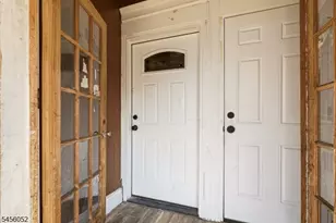 176 Hollywood Ave, East Orange, NJ 07018 - Photo 2