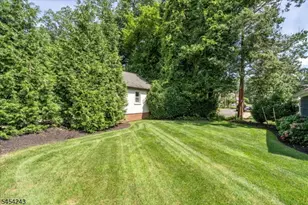 8 Doering Way, Cranford Township, NJ 07016 - Photo 38