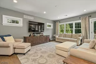 8 Doering Way, Cranford Township, NJ 07016 - Photo 14