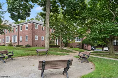23 Park Court #88, Verona, NJ 07044 - Photo 14