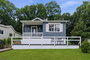 18 Coolidge Trail, Hopatcong, NJ 07843 - Photo 2