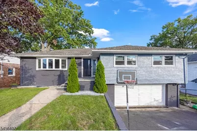 12 Lois Ave, Clifton, NJ 07014 - Photo 2