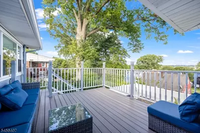 12 Lois Ave, Clifton, NJ 07014 - Photo 4