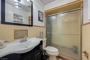 12 Lois Ave, Clifton, NJ 07014 - Photo 12