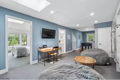 327 Squaw Trl, Hopatcong, NJ 07821 - Photo 28