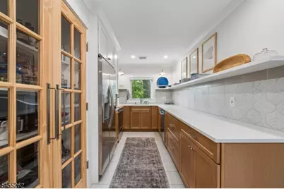 327 Squaw Trl, Hopatcong, NJ 07821 - Photo 24
