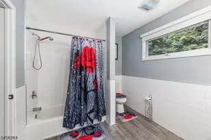 42 W Shore Dr, Vernon, NJ 07462 - Photo 20