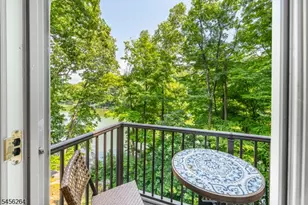 42 W Shore Dr, Vernon, NJ 07462 - Photo 16